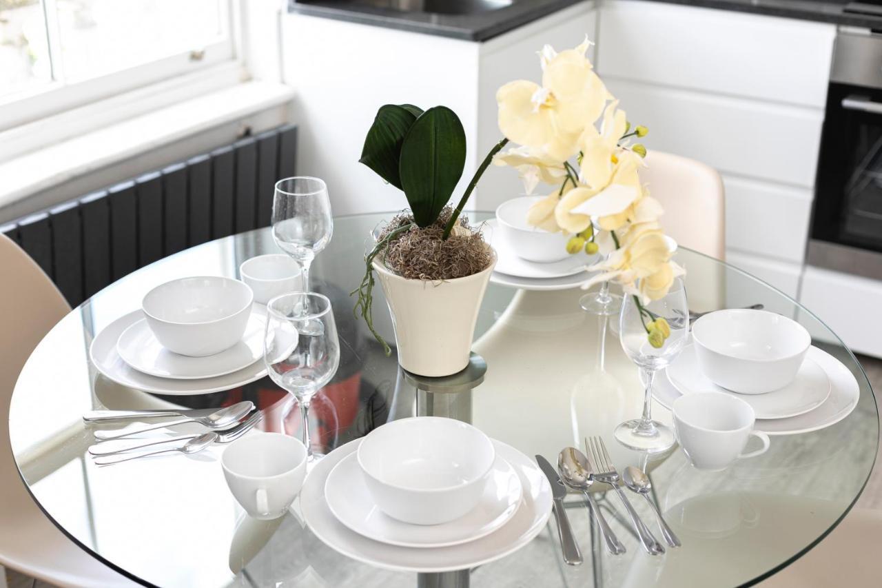 Penthousestays Notting Hill: Chic 2-Bedroom near Portobello Road London Exterior photo